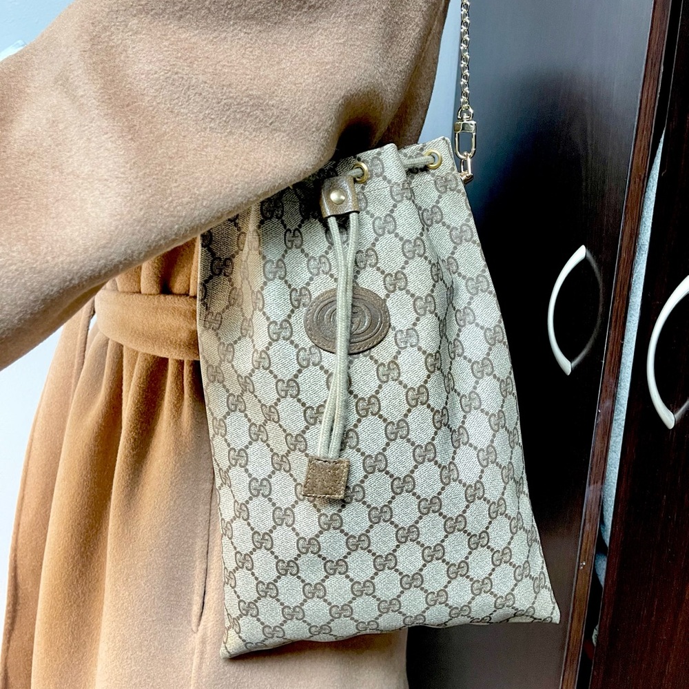 Authentic Gucci vintage GG canvas drawstring bag 97.19.303 (Q100) - Picture 2 of 16